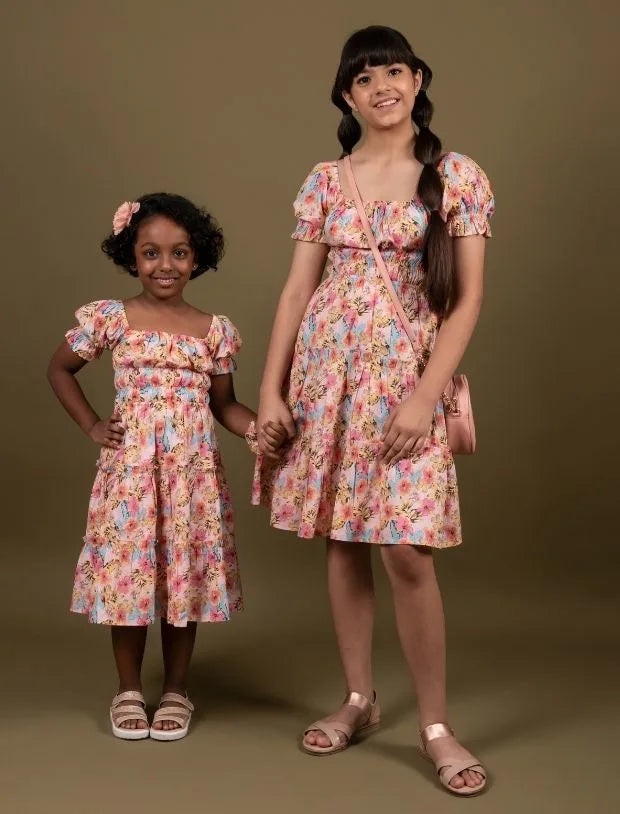 Classic Smocked Girls Kids Floral Dress with Puffed Sleeves-Tweeny Mini