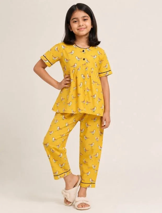 Sparrow Printed Cotton Kids Night Suit
-Tweeny Mini