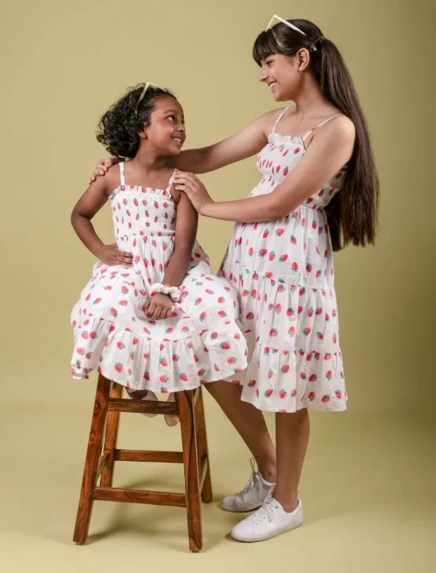 Strawberry Printed Summer Dress for Girls Kids with Matching Scrunchies (Red)-Tweeny Mini