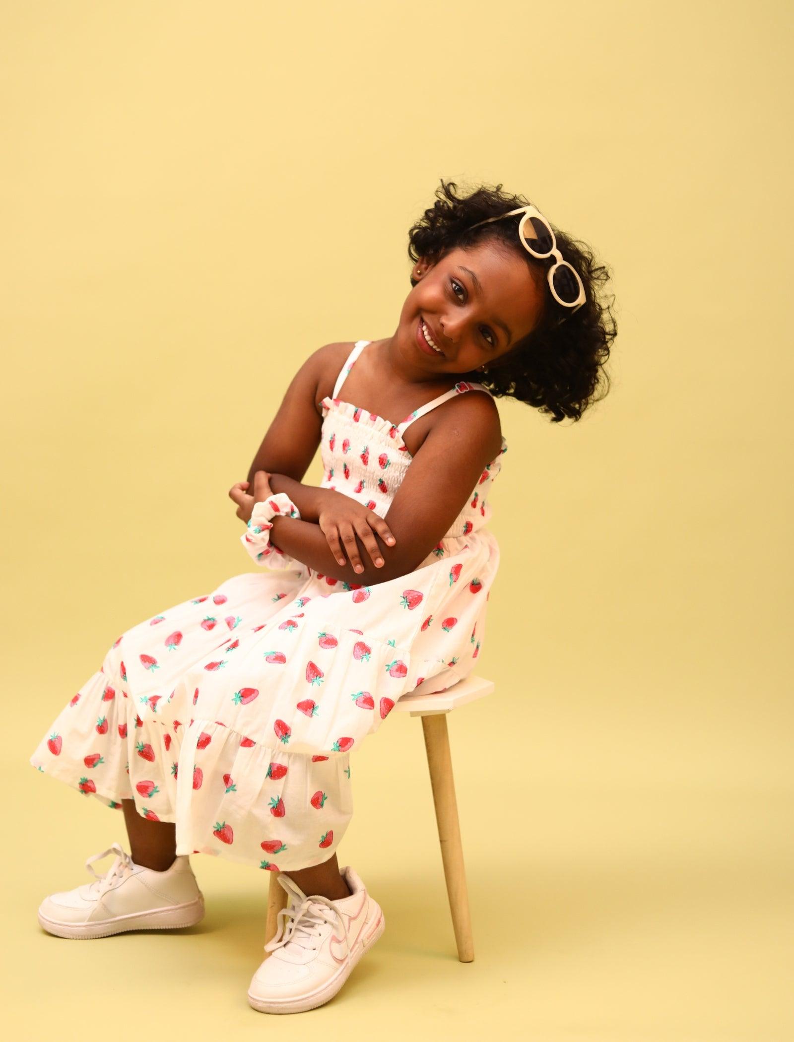 Strawberry Printed Summer Dress for Girls Kids with Matching Scrunchies (Red) - Tweeny Mini