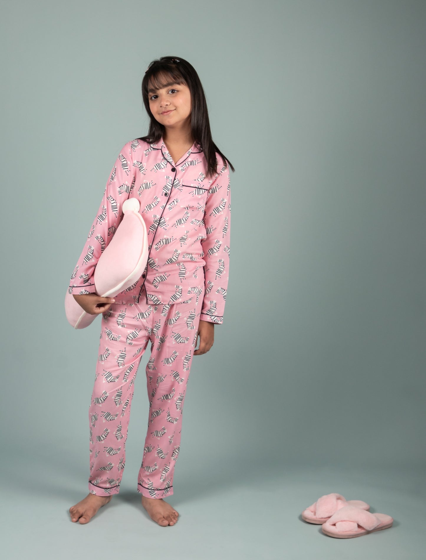 Dancing Zebra Printed Best Sleepwear for Girls Kids Pyjama Set (Full Sleeves, Pink) - Tweeny Mini