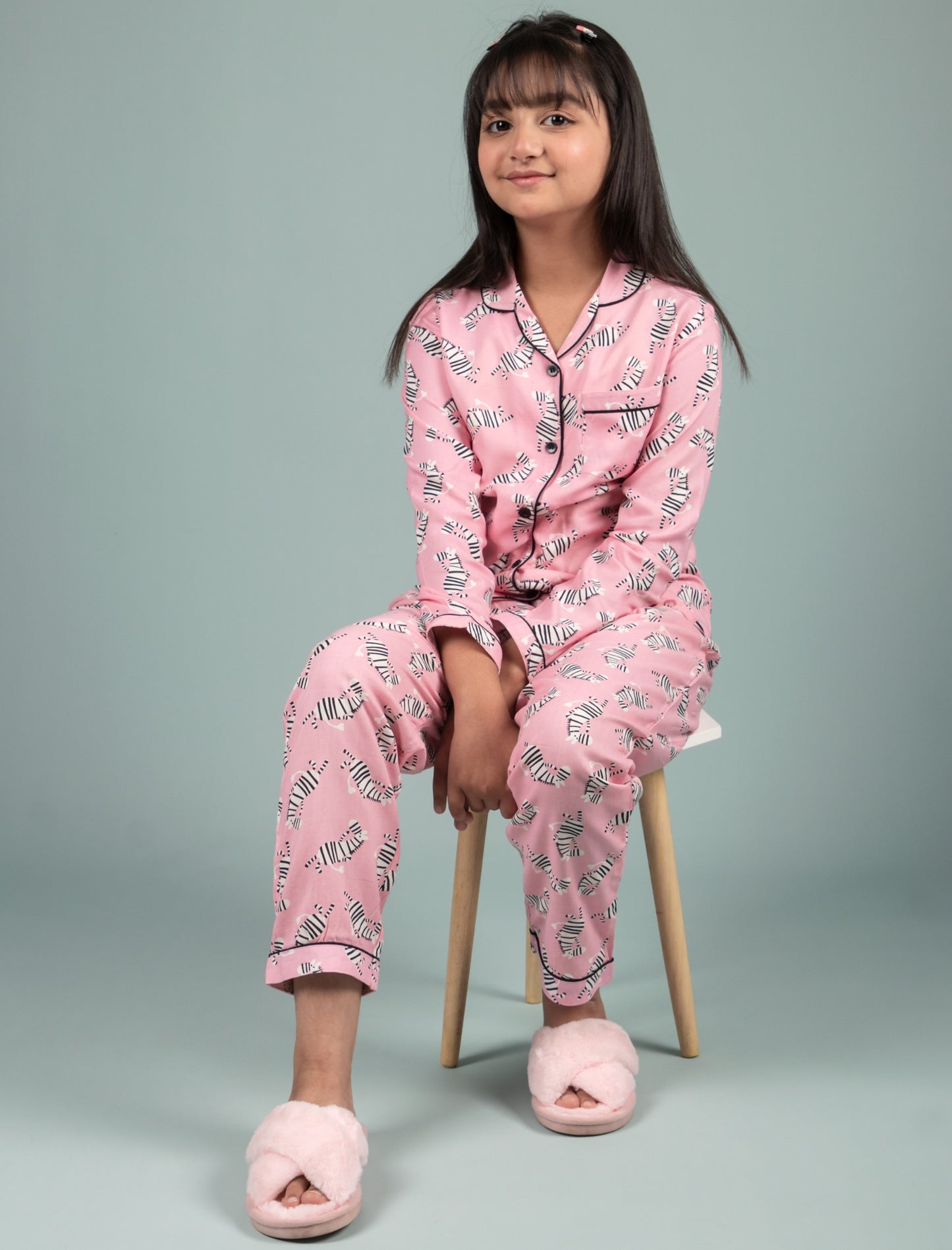 Dancing Zebra Printed Best Sleepwear for Girls Kids Pyjama Set (Full Sleeves, Pink) - Tweeny Mini