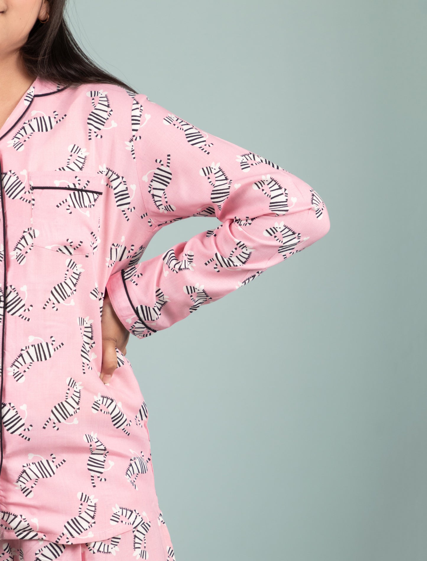 Dancing Zebra Printed Best Sleepwear for Girls Kids Pyjama Set (Full Sleeves, Pink) - Tweeny Mini