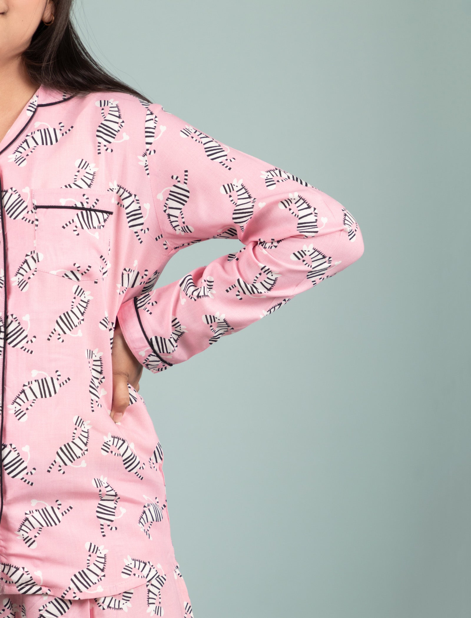 Dancing Zebra Printed Best Sleepwear for Girls Kids Pyjama Set (Full Sleeves, Pink) - Tweeny Mini