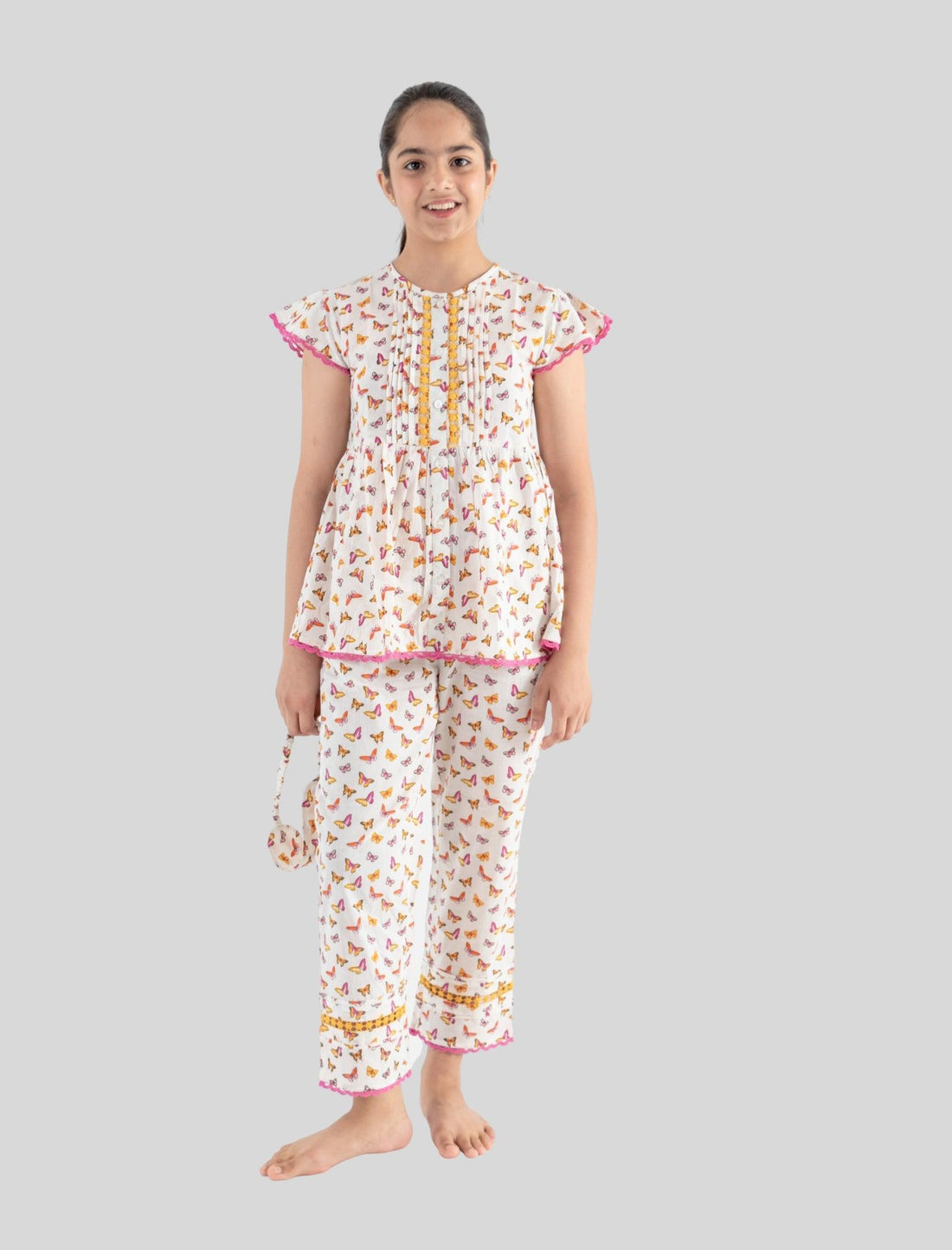 Best Fabric for Kids Clothes in Indian Summer- Tweeny Mini