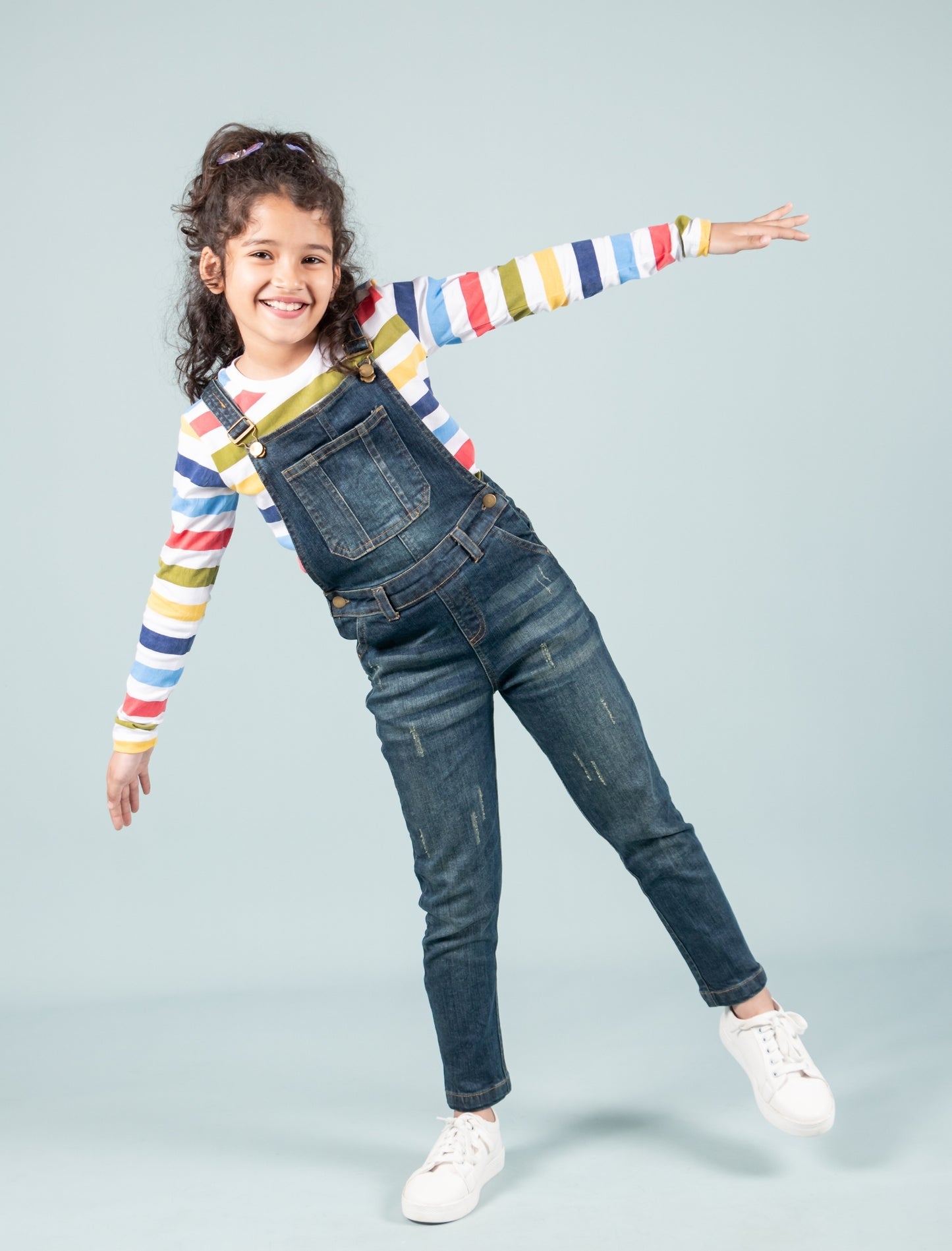 Girls Denim Dungaree with T-Shirt Full Sleeve Combo Set (Dark Blue) - Tweeny Mini