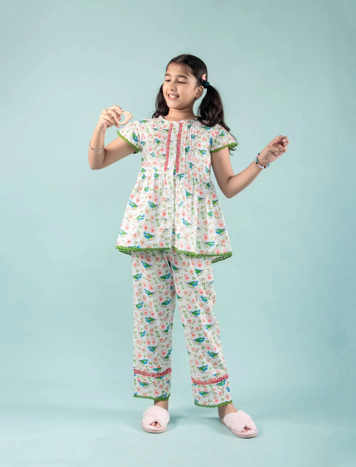 Best Fabric for Kids Clothes in Indian Summer- Tweeny Mini