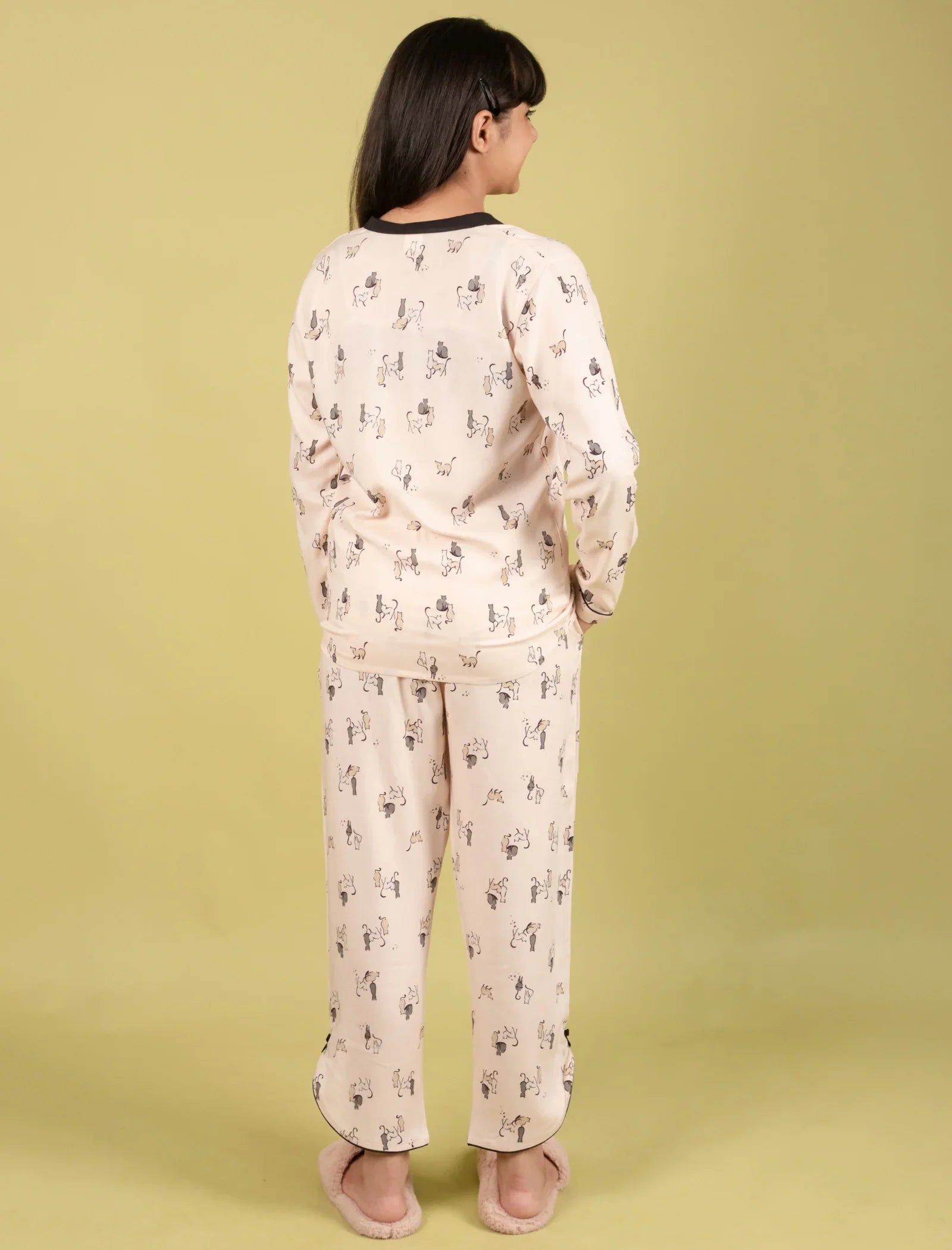 Best Fabric for Kids Clothes in Indian Summer- Tweeny Mini