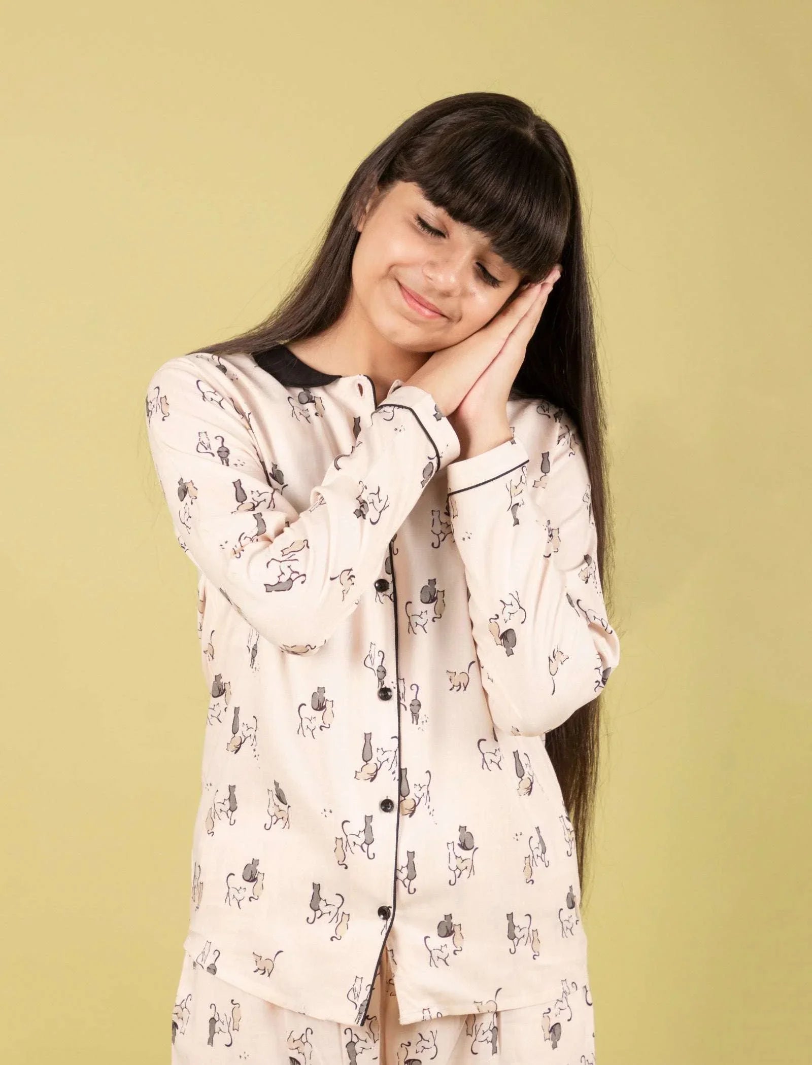 Best Fabric for Kids Clothes in Indian Summer- Tweeny Mini